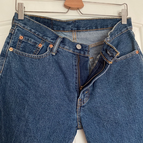 Men’s fit Levi’s 505 shorts size 30 - Picture 3 of 4